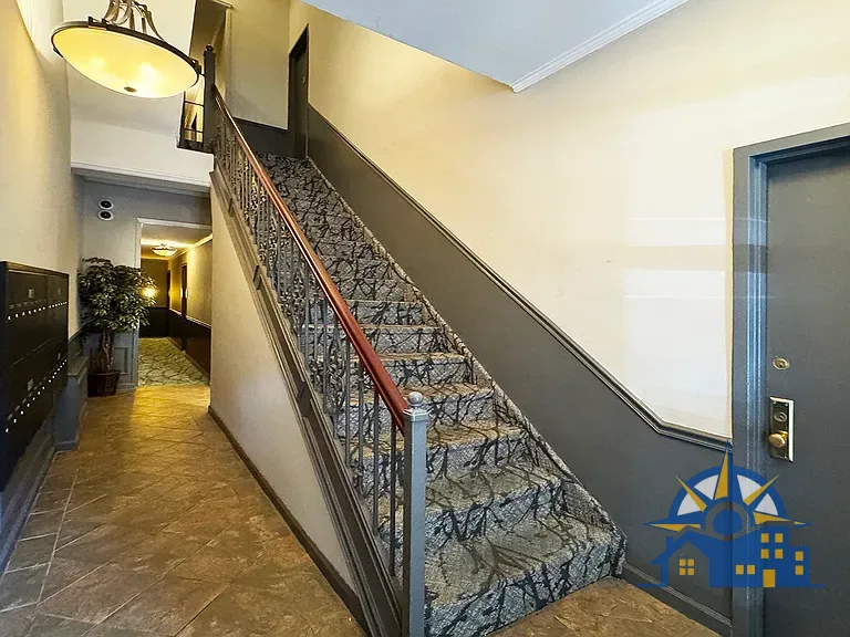 105 W 77th St, APT 3B, New York, NY 10024