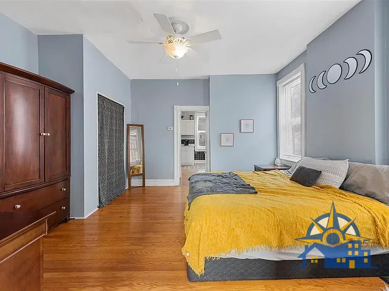 4959 Schollmeyer Ave, Saint Louis, MO 63109