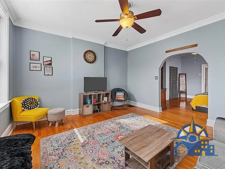 4959 Schollmeyer Ave, Saint Louis, MO 63109