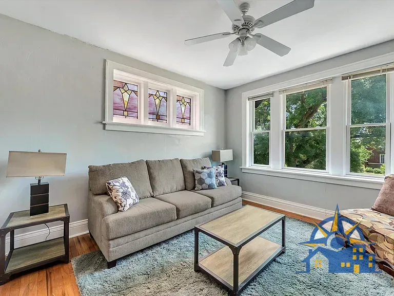 4933 Odell St