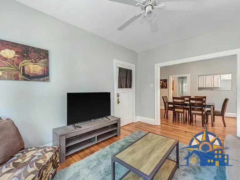 4933 Odell St