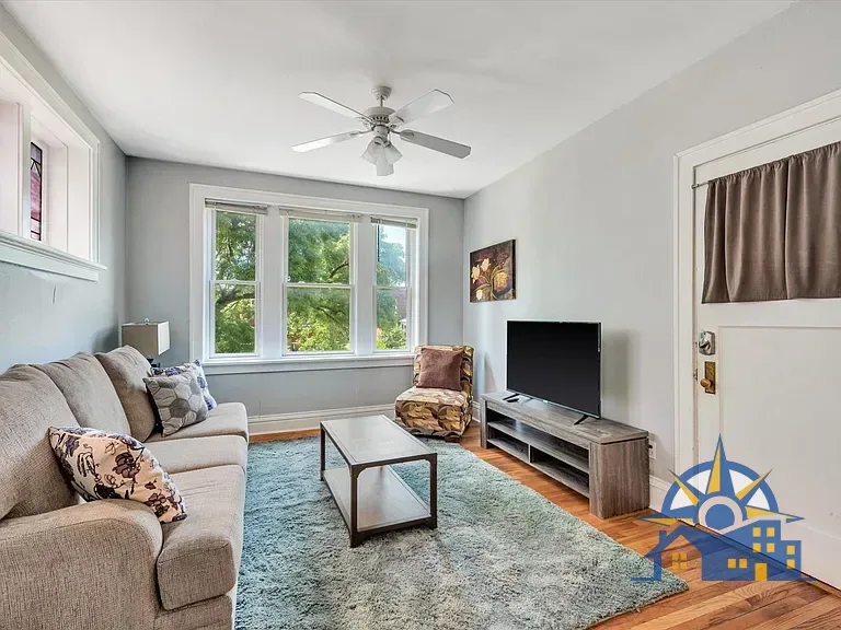 4933 Odell St
