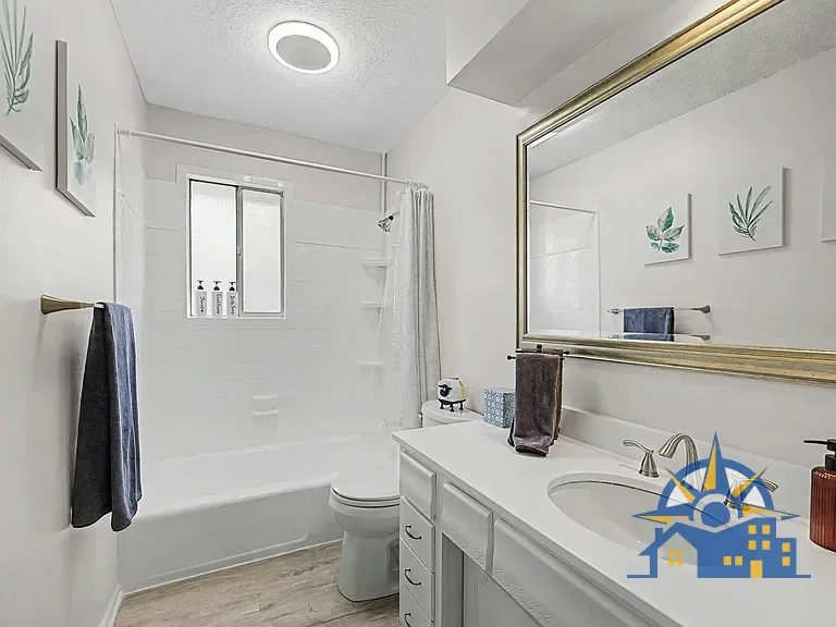 4602 Wyoming St, Kansas City, MO 64112