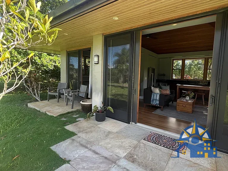 5792 Kahiliholo Rd 