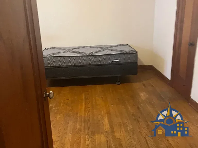 1218 Spring St, Madison, WI 53715
