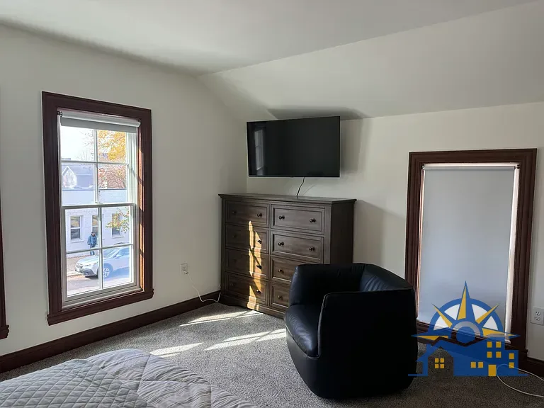 315 S Ingersoll St, Madison, WI 53703