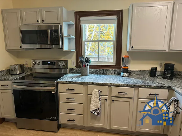 315 S Ingersoll St, Madison, WI 53703