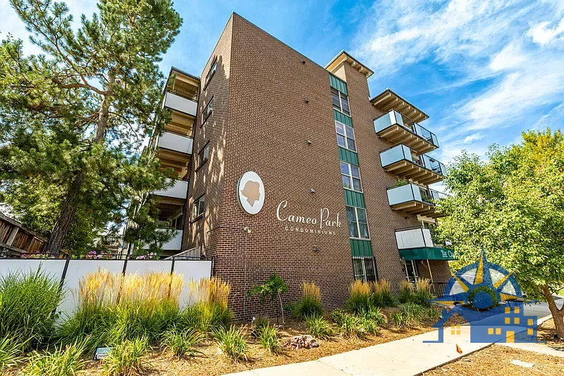 1265 Elizabeth St, APT 305, Denver, CO. 