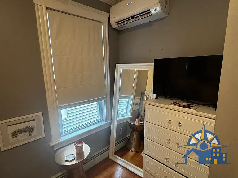 9-11 Linley Ter, Boston, MA 02127