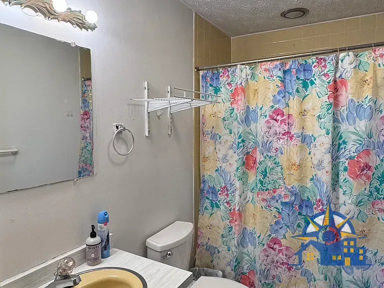 55 Rutherford Ave, APT 2