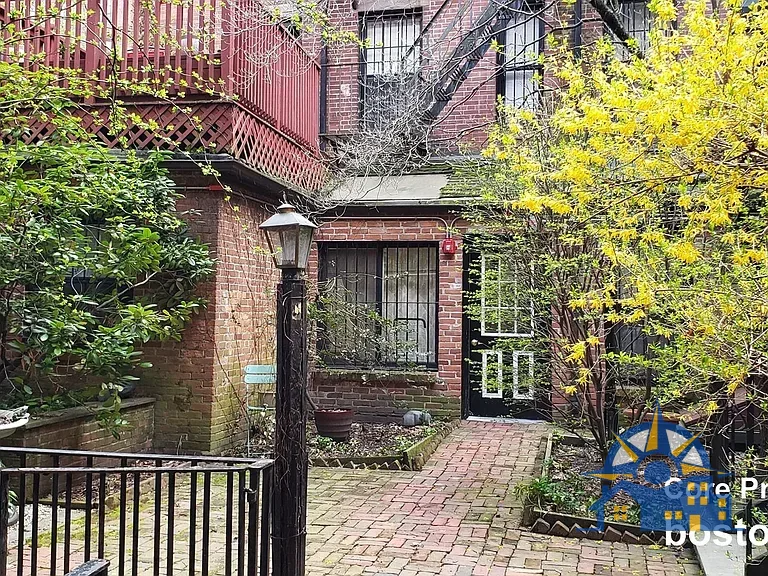 50 Phillips St, 