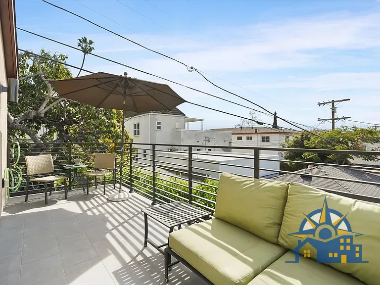 2022 W West View St, Los Angeles, CA 90016