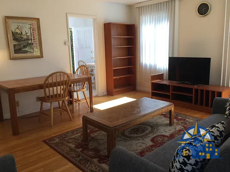 2046 Yale St, Palo Alto, CA 94306