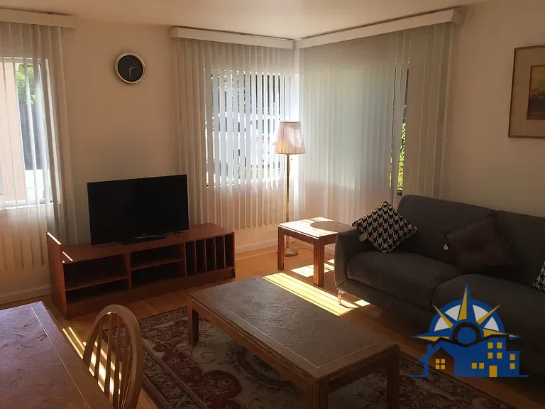 2046 Yale St, Palo Alto, CA 94306