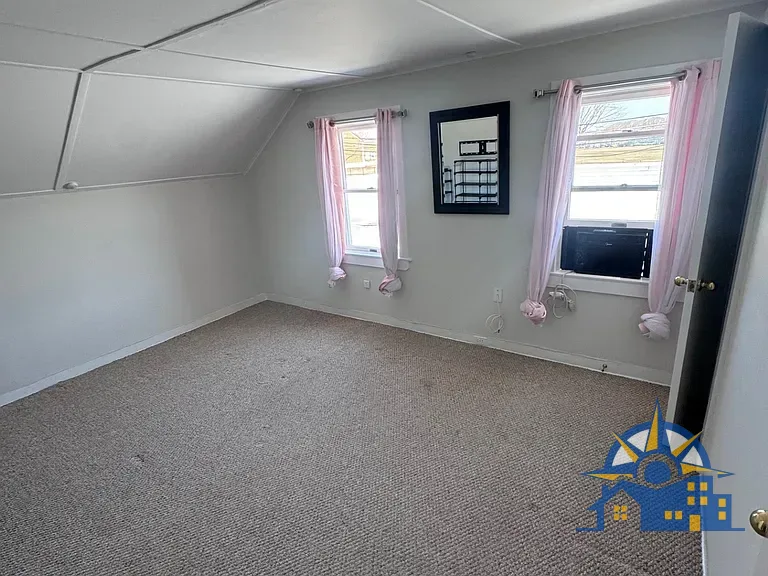  Mill Rd, Penthouse