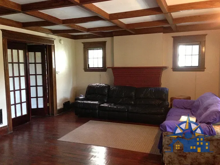 Single-family Residence 